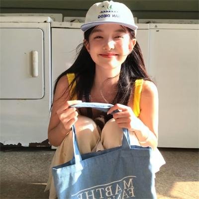 战略室海报